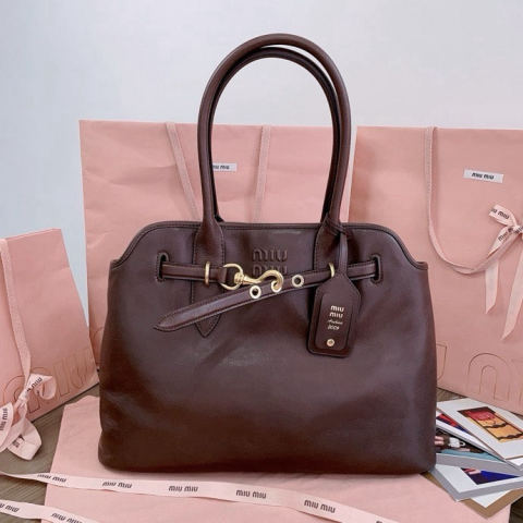 MIUMIU