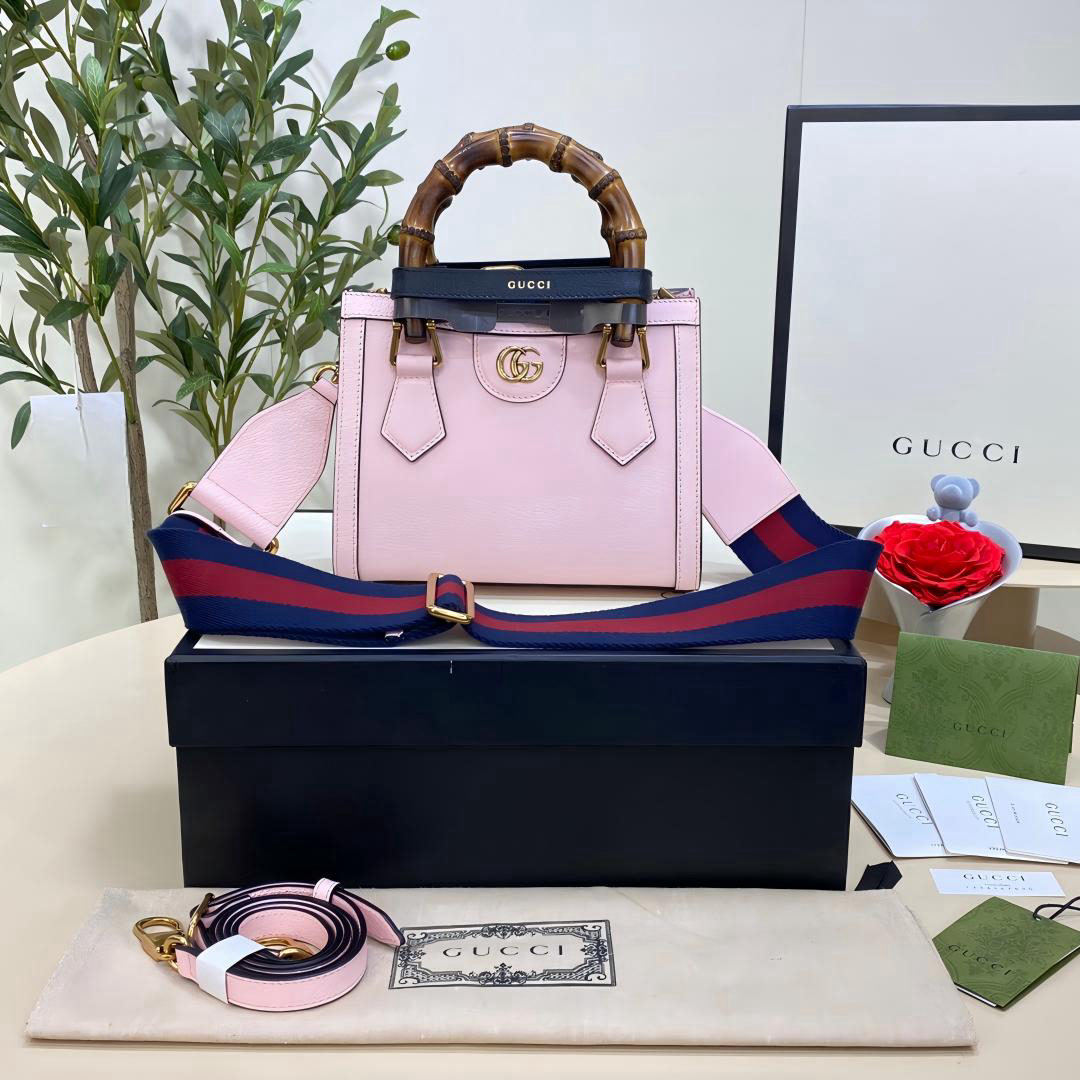 GUCCI Diana
