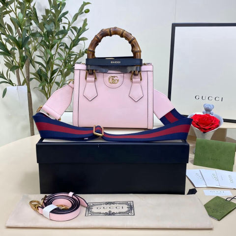 GUCCI Diana