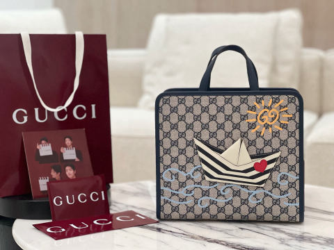GUCCI