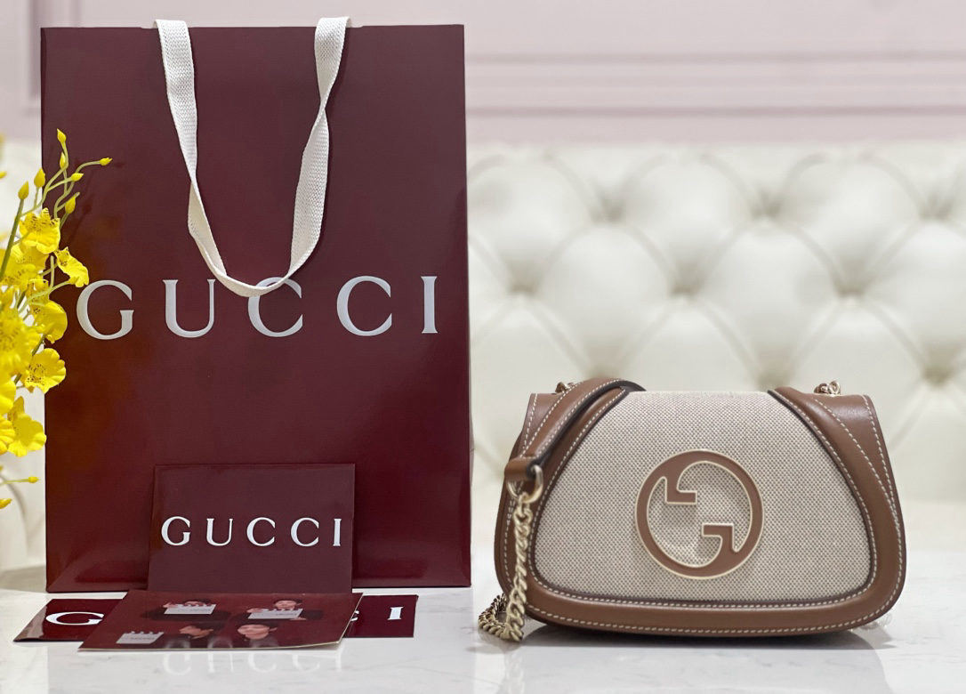 Gucci handbag/crossbody bag