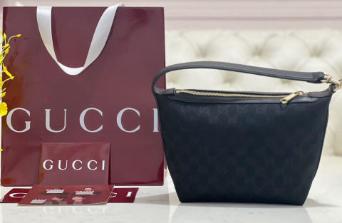 Gucci women's underarm bag