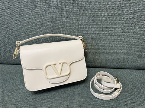 VALENTINO GARAVANI LOCÒ