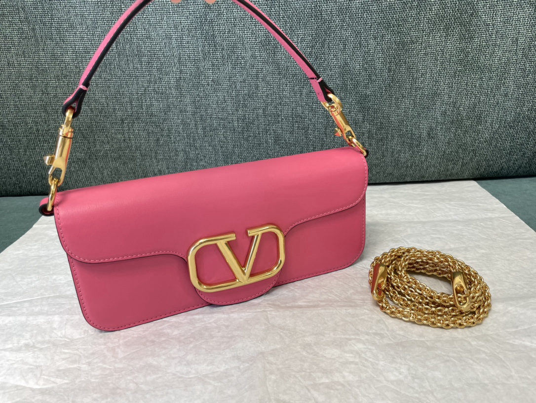 Valentino VLogoSignacar