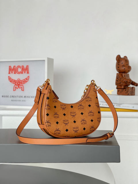 MCM AREN HOBO Cognac-colored Small Half-Moon Bag/Shoulder Bag