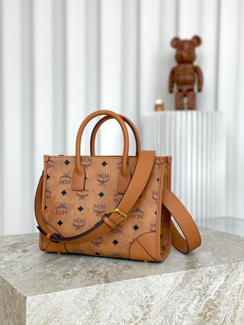 MCM MUNCHEN VISETOS Handbag/Crossbody Bag