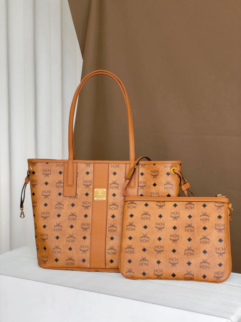 MCM LIZ VISETOS MINI Medium Reversible Shopping Bag (Mother Bag)