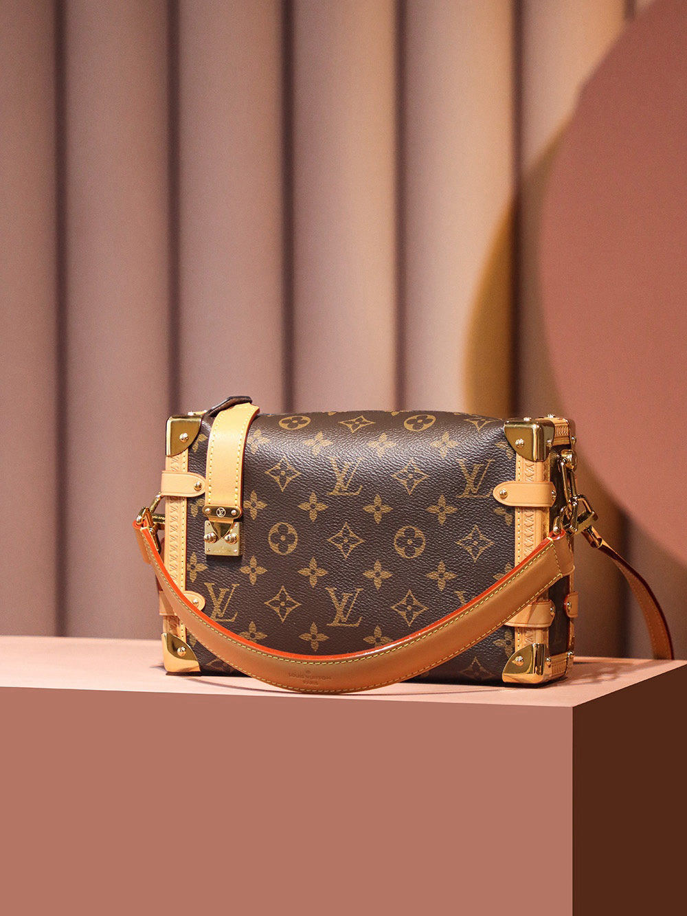 LV SIDE TRUNK