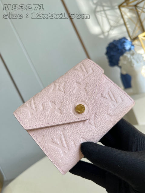 LV Victorine