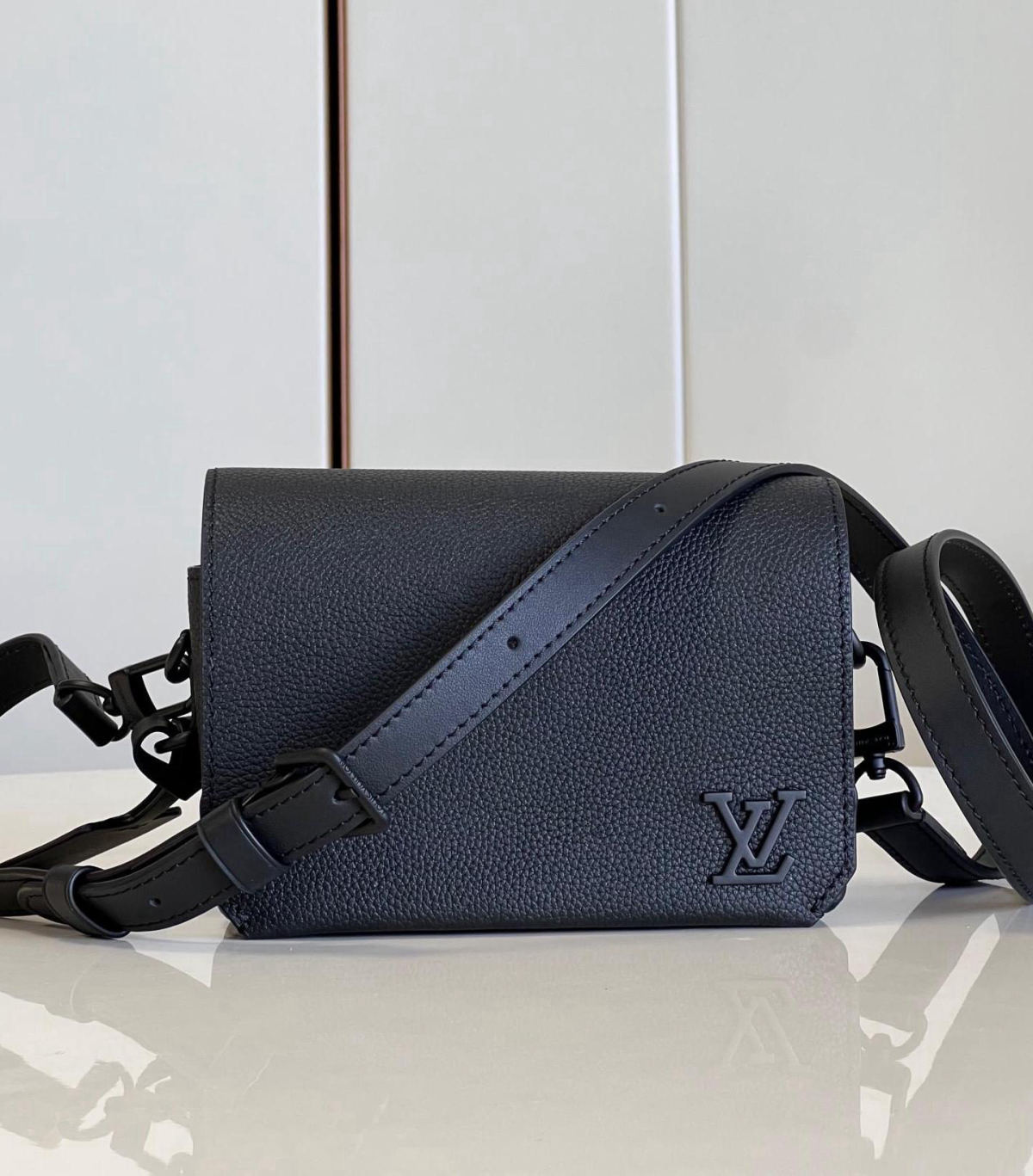 LV Fastline