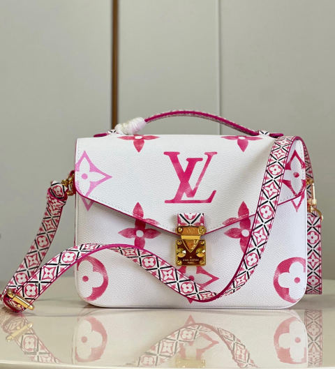 LV POCHETTE METIS