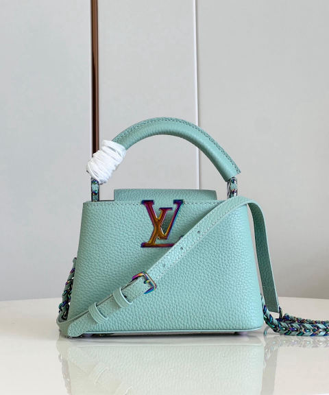 LV Capucines