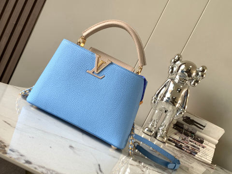 LV Capucines BB