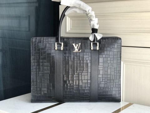 LV