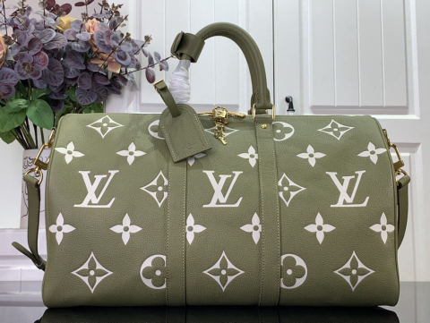 LV Keepall BandouliEre