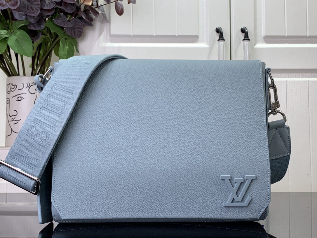 LV AEROGRAM