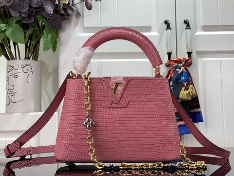 LV Capucines Mini