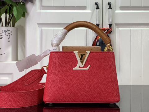 LV capucines mini