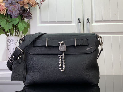 LV STEAMER CROSSBODY