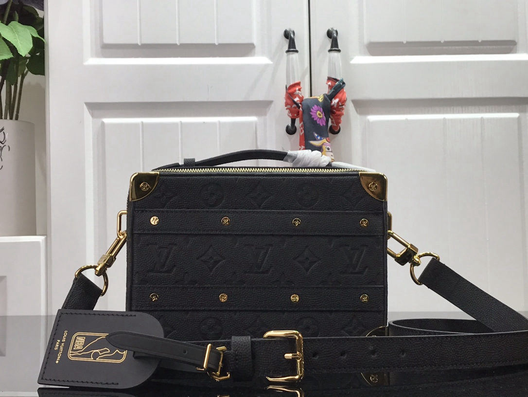 LVXNBA HANDLE TRUNK