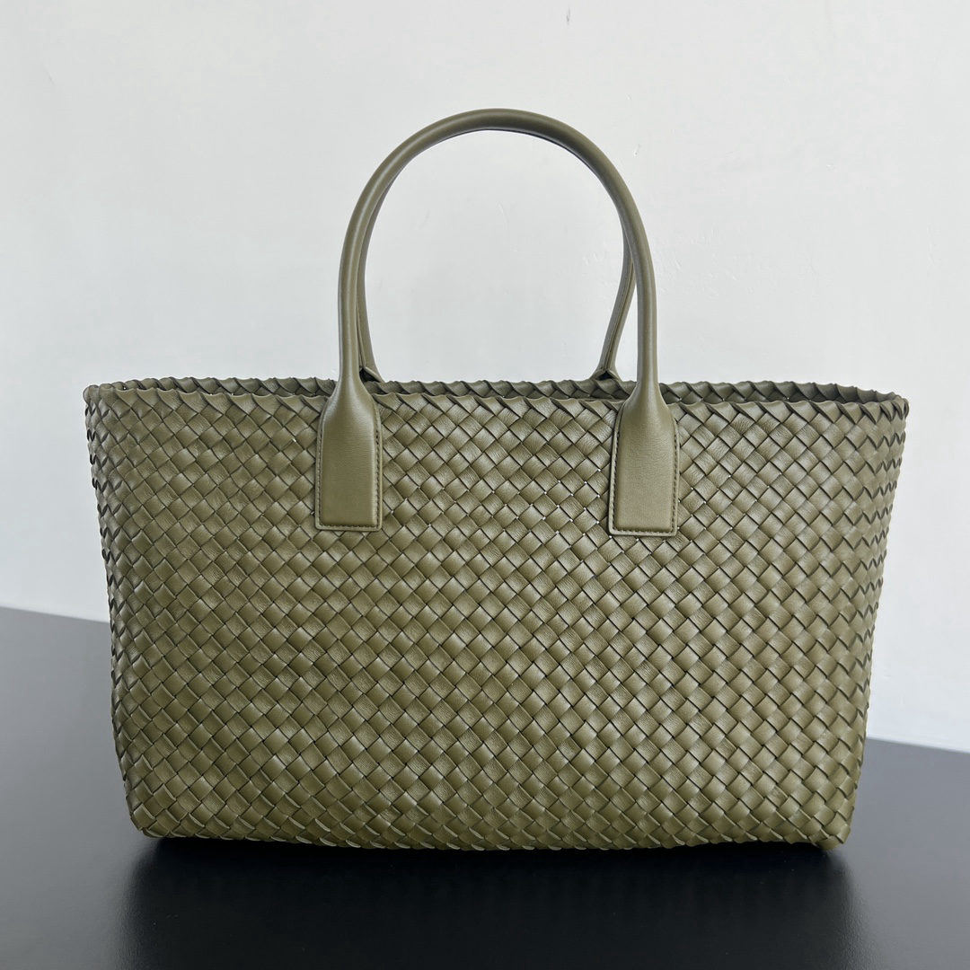 Bottega Veneta Cabat