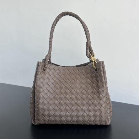 Bottega Veneta intrecciato