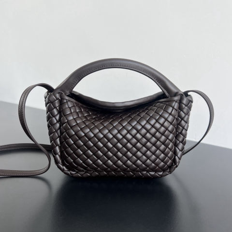 Bottega Veneta Cobble