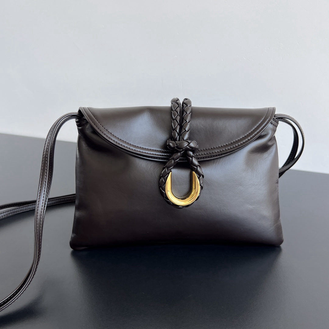 Bottega Veneta Small Liberta