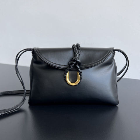 Bottega Veneta Small Liberta