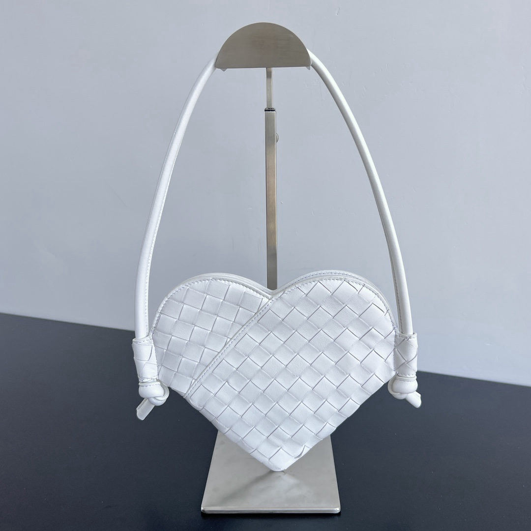 Bottega Veneta Solstice