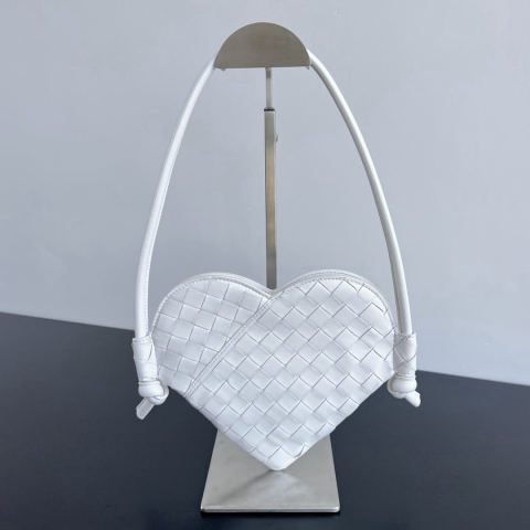 Bottega Veneta Solstice
