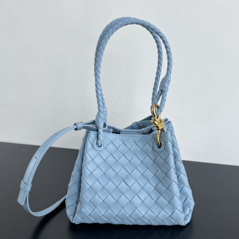 Bottega Veneta intrecciato