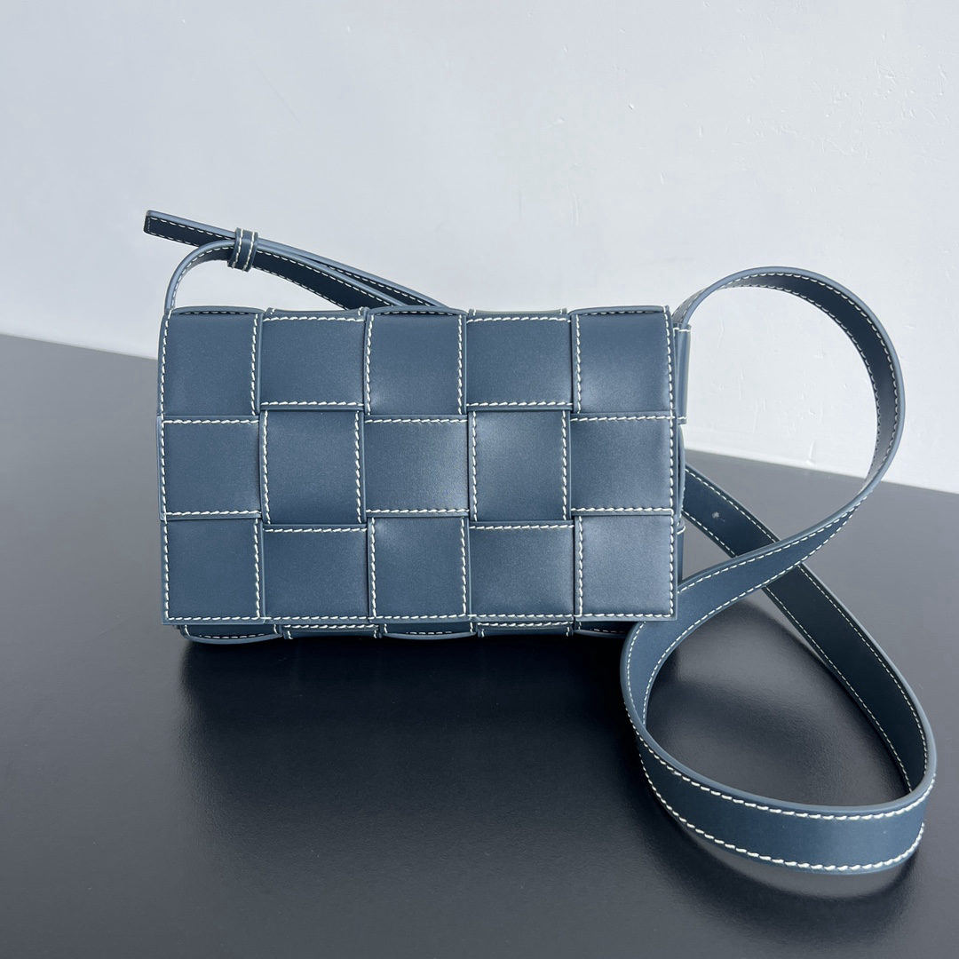 Bottega Veneta Cassette