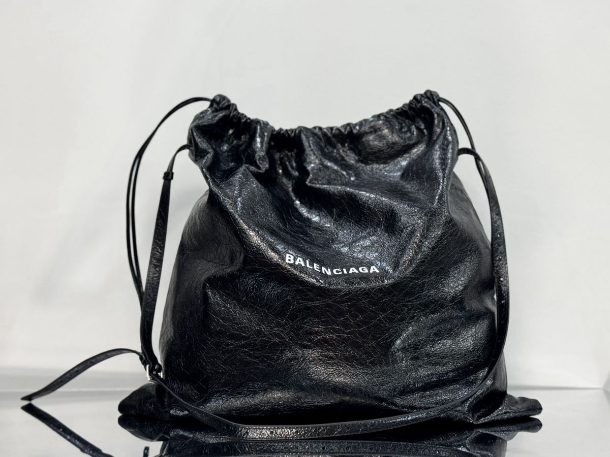 Balenciaga shopper dustbag