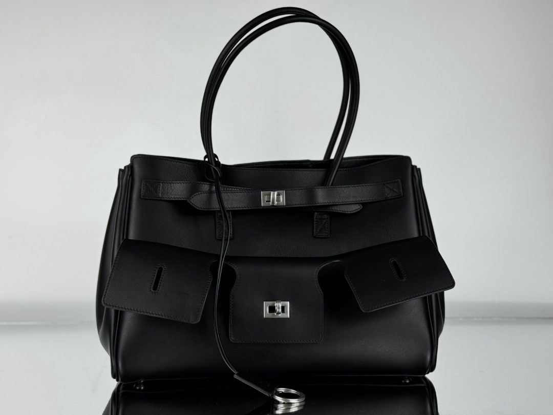 Balenciaga Bel Air