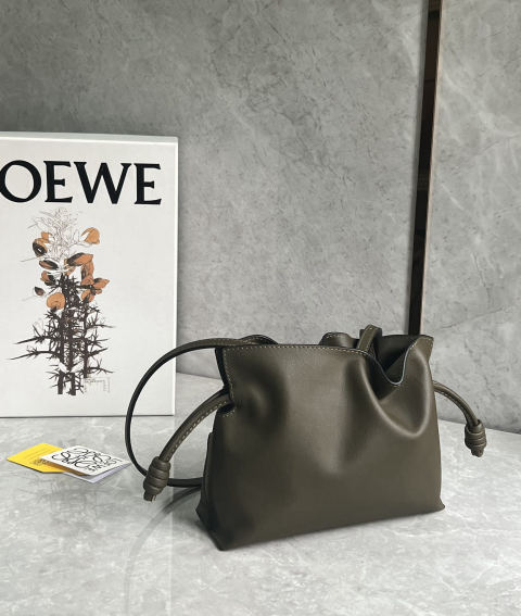 LOEWE Flamenco