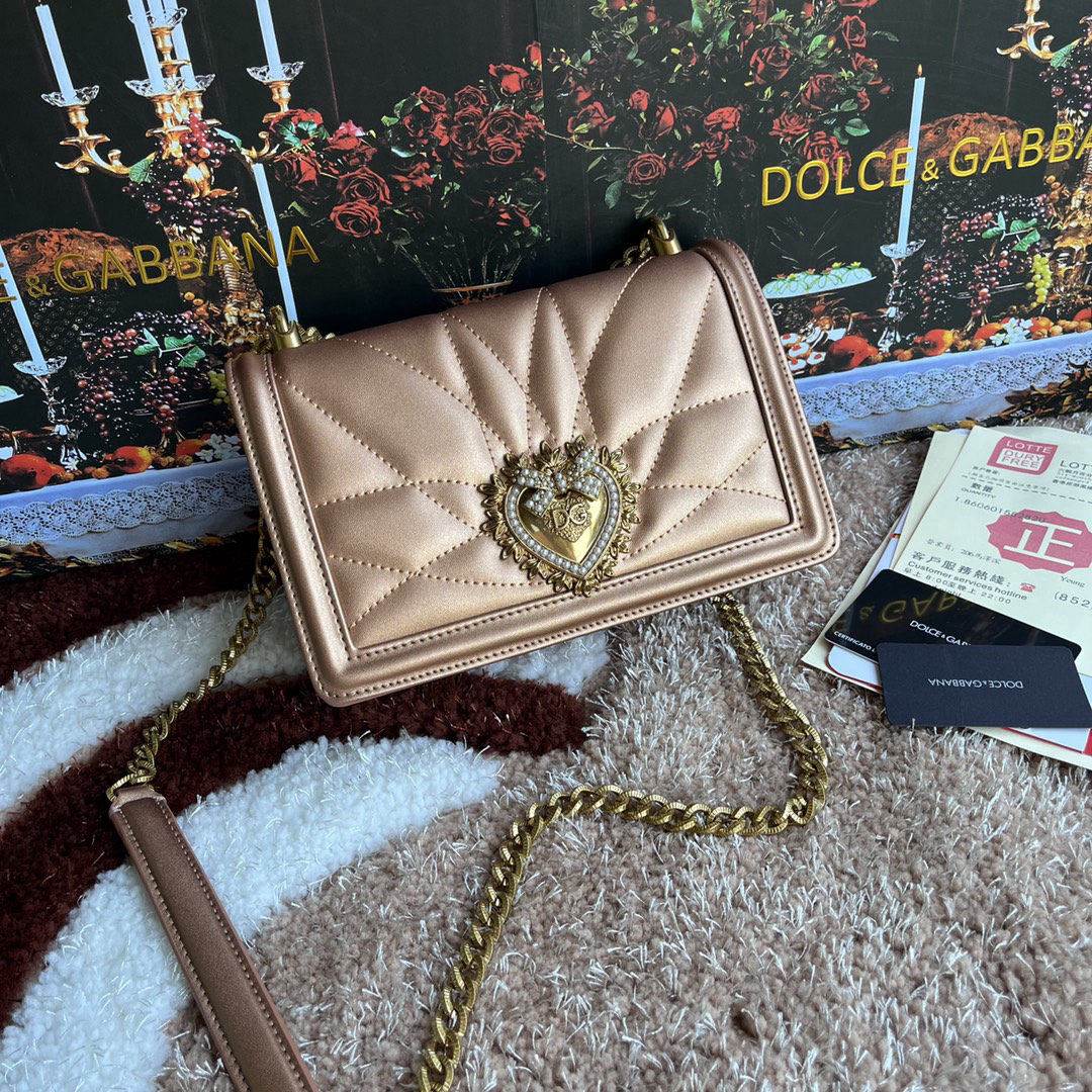 Dolce & Gabbana