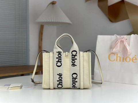 Chloe woody tote