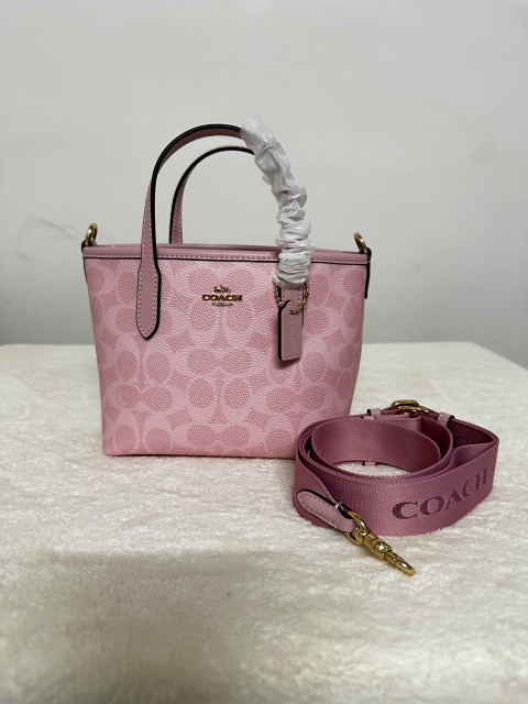 COACH