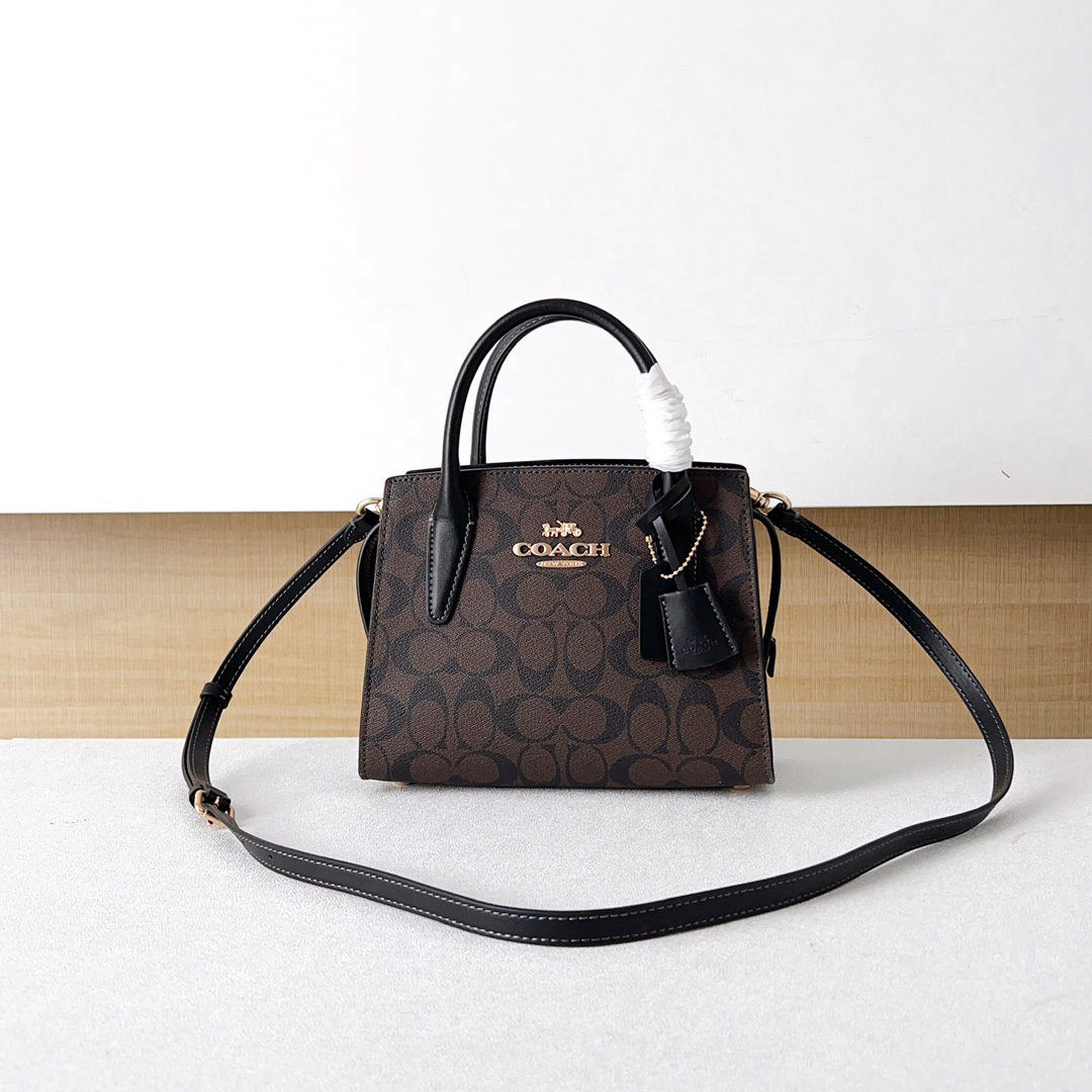 COACH