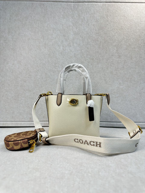 COACH