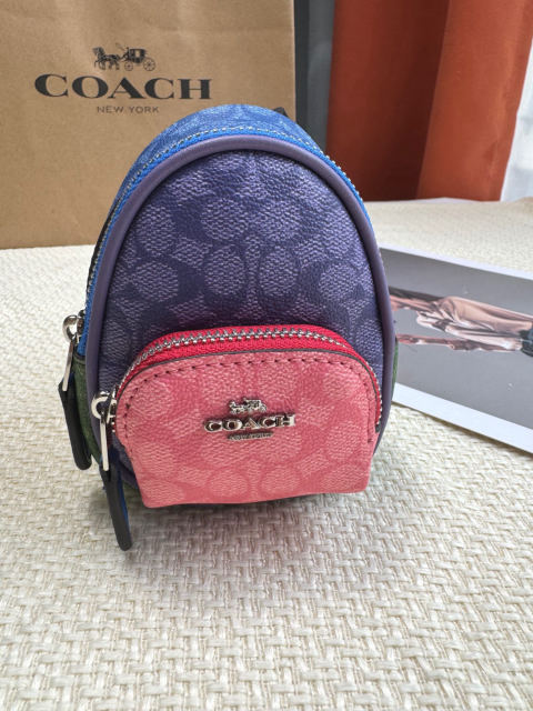 COACH