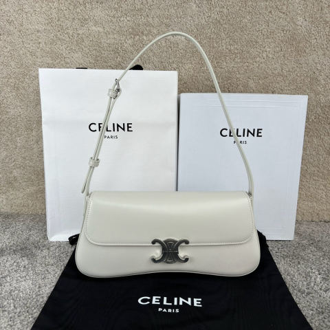 Celine LOLA
