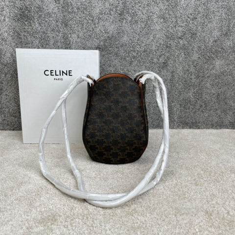 Celine Marlou Triophe