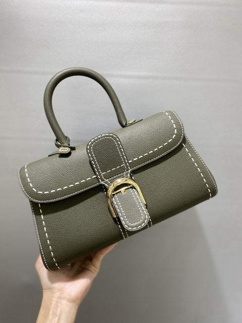 Delvaux brillant