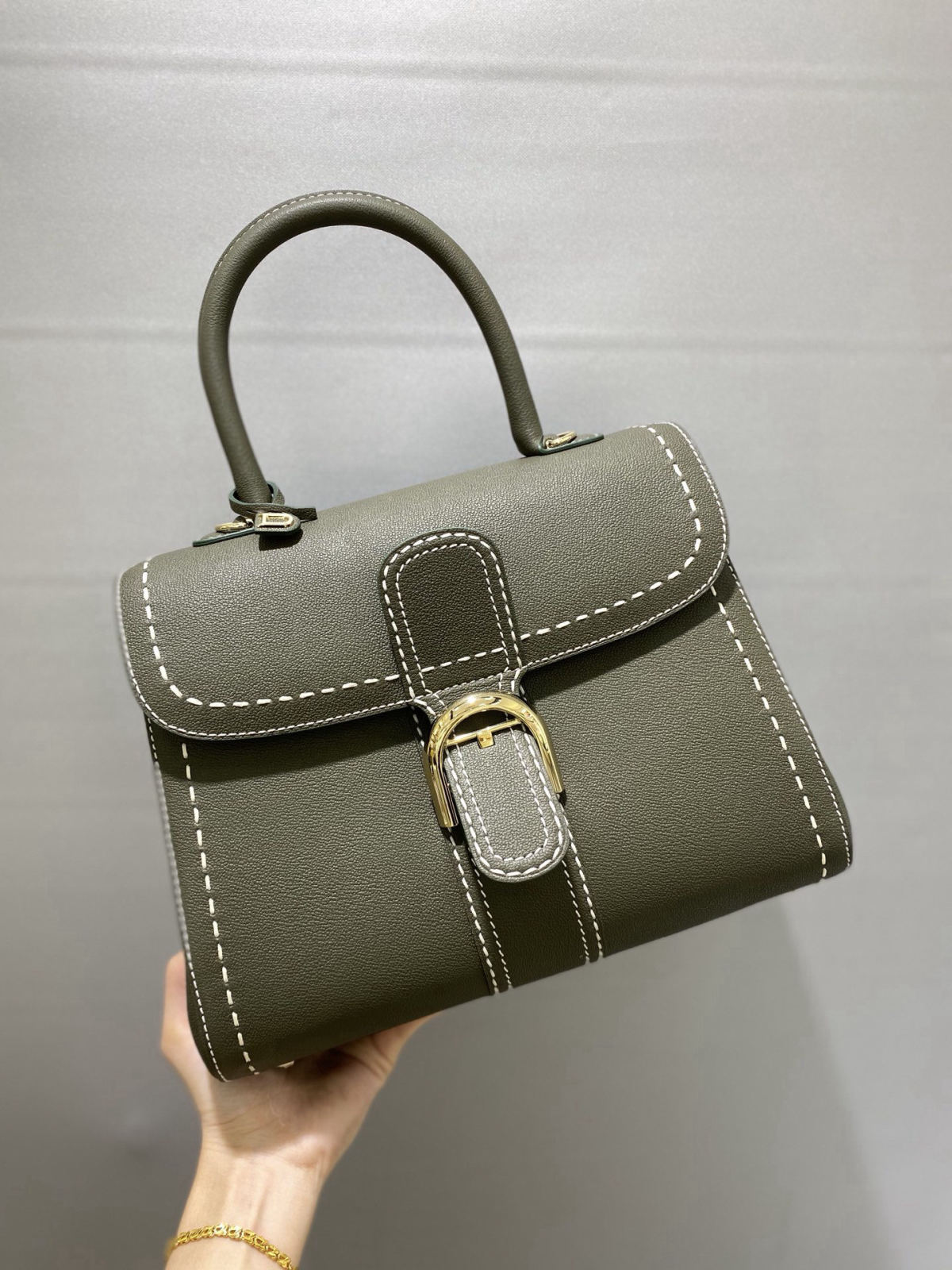 Delvaux brillant