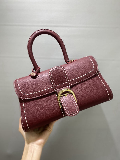 Delvaux brillant