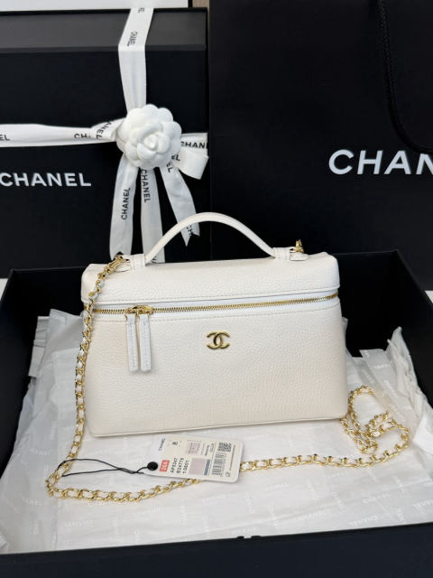 CHANEL minimalist LP lunchbox bag