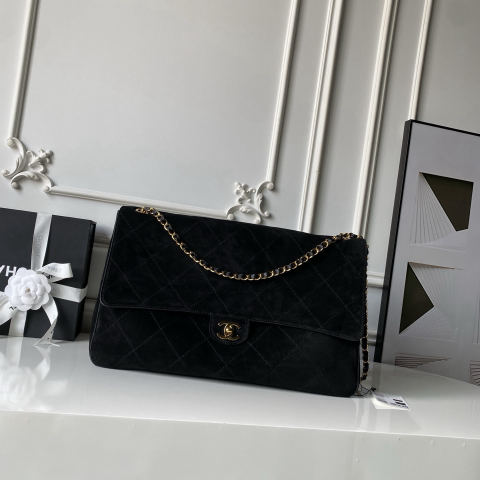 CHANEL | Classic Flap (CF)