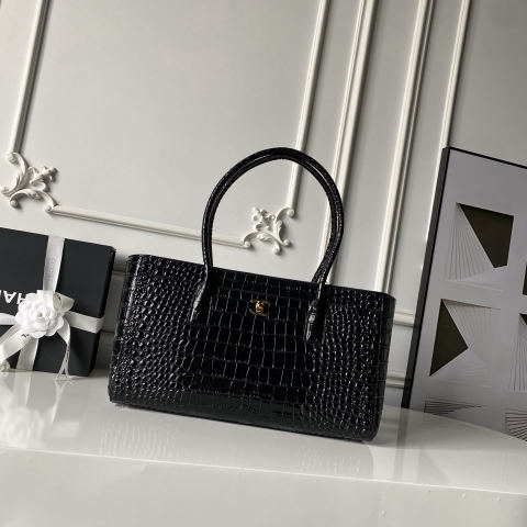 CHANEL | Cerf Tote Bag
